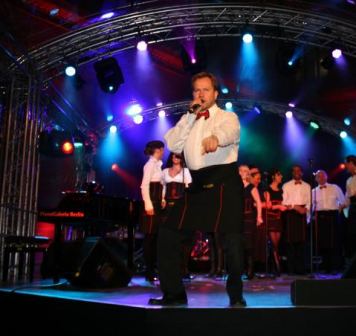Noble Dinnershow mit Tanzparty