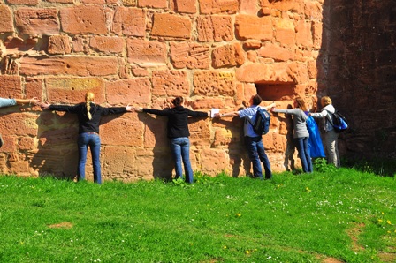 ...bei der Büdinger Schnitzeljagd... Schnitzeljagd: Teambuilding