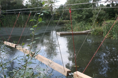 Hängebrücke 1 Bau einer Hängebrücke