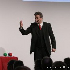 Trainer & Jongleur Stephan Ehlers 02 Workshop: Jonglieren & Management!
