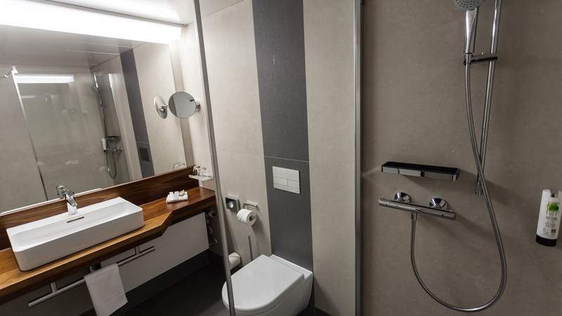 Badezimmer vom Business Doppelzimmer