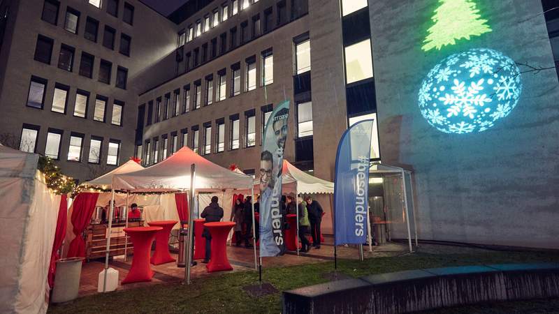 Mobiler Weihnachtsmarkt in Frankfurt