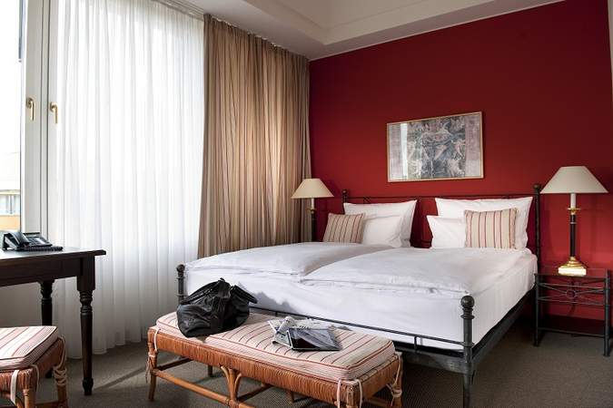 Standard Zimmer Hotel Elbflorenz Dresden