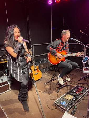 2 Stunden Live Musik Duo - Gitarre & Gesang
