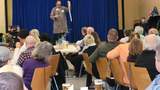 Hausmeister bei Dinner-Show