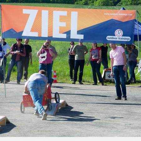 Seifenkistenbau – Teamevent auf 4 Rädern