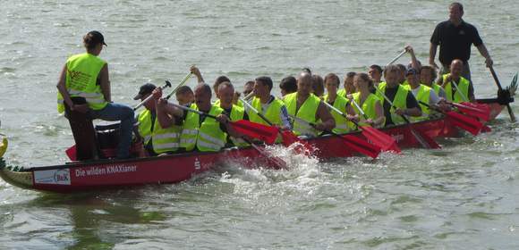 Drachenboot-Rennen