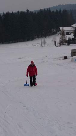 Zipflbob-Schneeschuhtour in Niederbayern