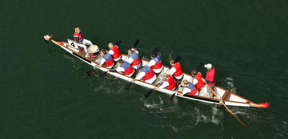 10er Drachenboot, 10 Pers. Drachenboot, 5 Bank Drachenboot, drachenboot, dragon boat, event, drachenbootfahren, drachenbootrennen, rennen, fahren, paddeln