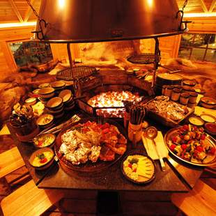 Grillbuffet in der Grillkota Christbaumkugelschießen & Grillen