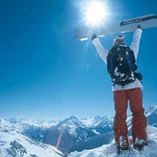 "Ski & Action auf über 3.000 m Höhe" "Ski & Action auf über 3.000 m Höhe"