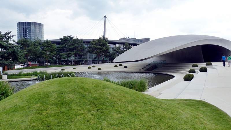 Außenanlage der Autostadt Wolfsburg