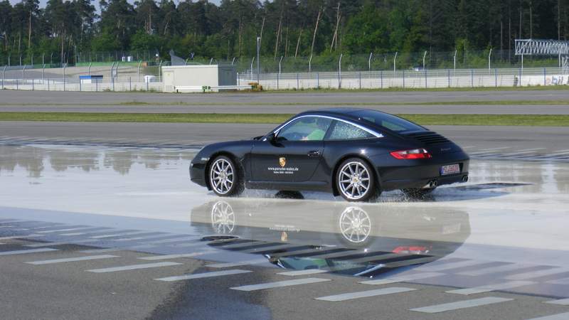 Fahrsicherheitstraining mit einem Porsche