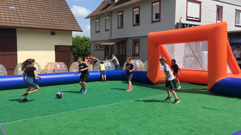 Hüpfburg war gestern - Bubble Arena heute!