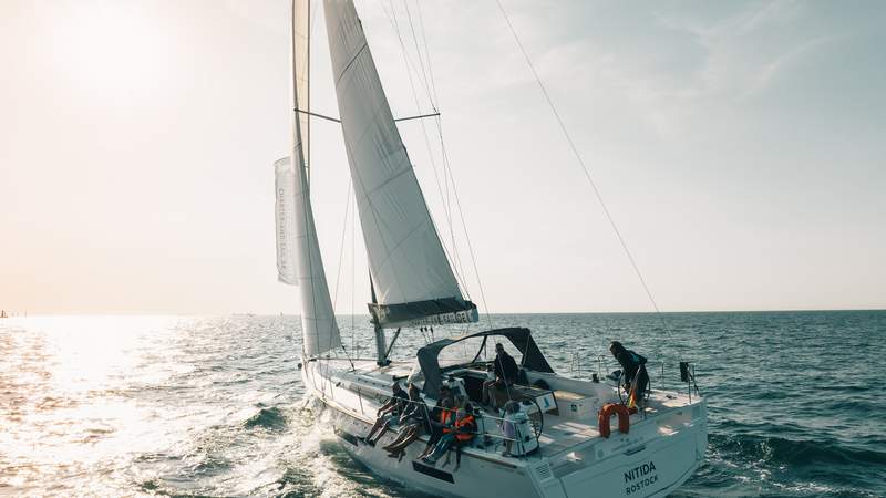 Charter & Sail UG
