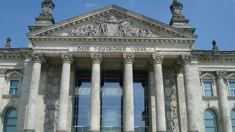 Deutscher Bundestag, Reichstagsgebäude