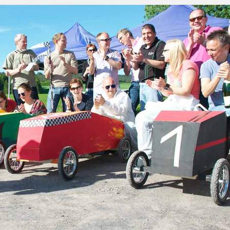 Seifenkistenbau – Teamevent auf 4 Rädern