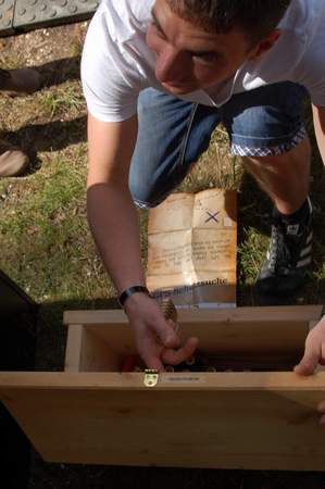 Geocaching Ein Schatz Geocaching – Teamaufgaben & GPS