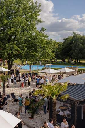 Euer Sommerfest unter Palmen Euer Sommerfest unter Palmen