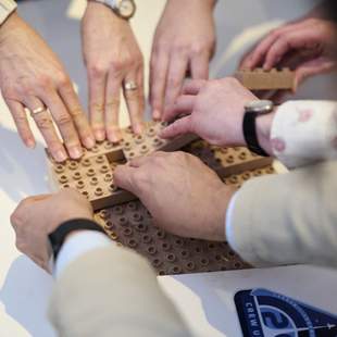 Bau der Rampen aus Holz-Bauklötzen Mobile Holzrampen bauen