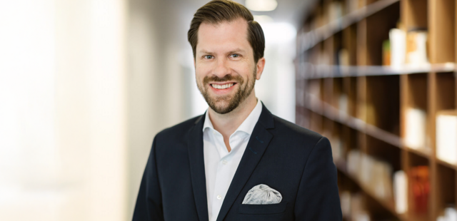 Dr. Marc Maisch