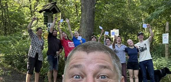 Wanderung zu wild lebenden Honigbienen