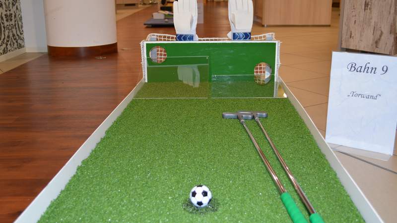 ERLEBNIS MINIGOLF