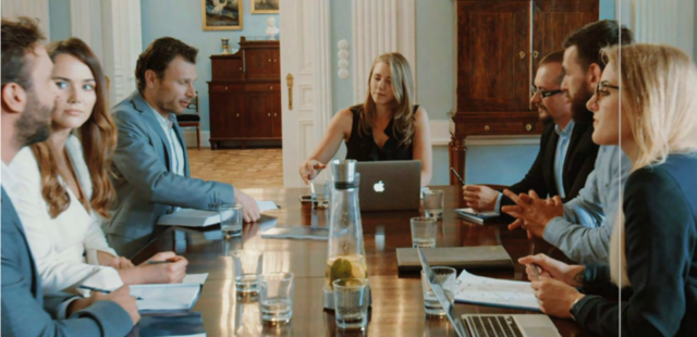 Exklusive Sitzung im Schloss Manowce