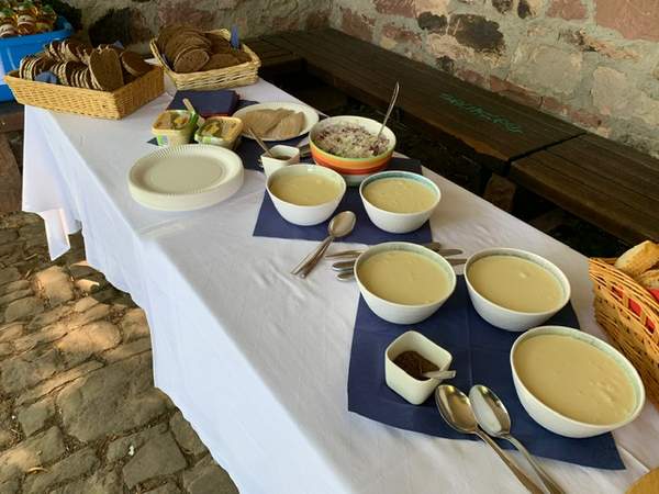 Tagestour: Käse, Wein und Schokolade
