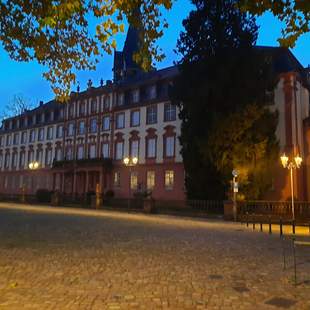 Nachts im Schloss, Wein & Schokolade