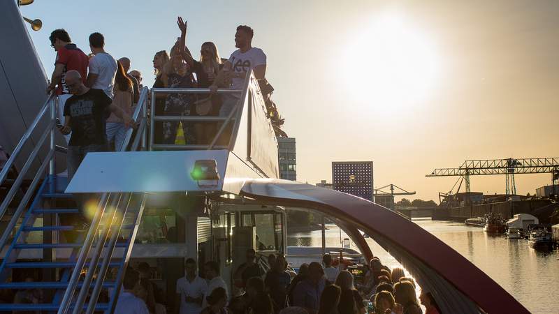 Düsseldorf All-Inclusive Schifffahrt & Hotel