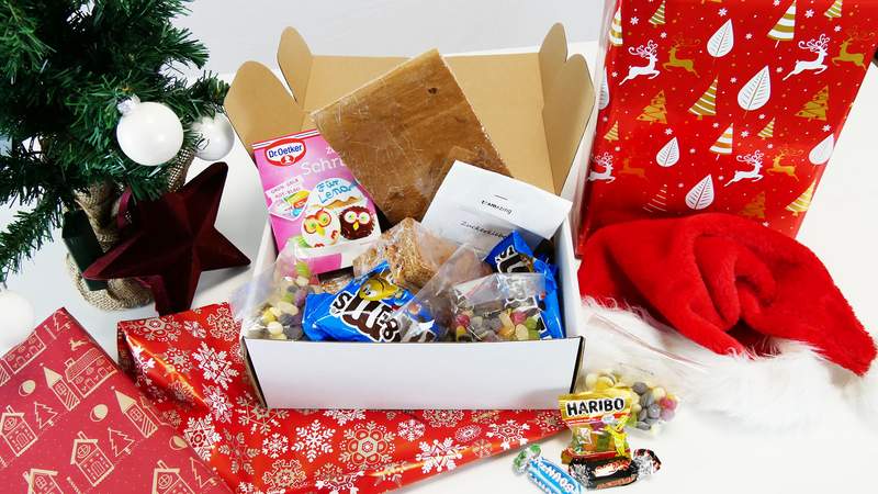 Lebkuchenhaus bauen als virtuelle Weihnachtsfeier