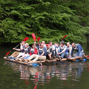 Floßbau - Teambuilding