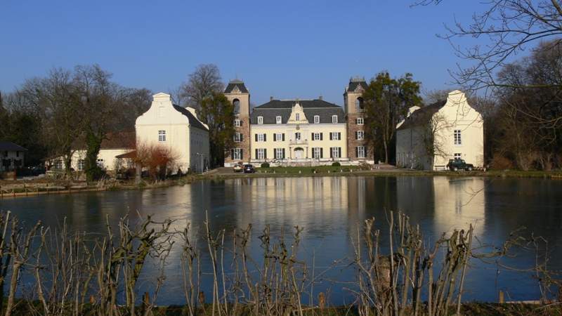 Floßbau auf Burg Flamersheim