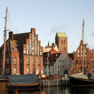 Wismar mit Krimi Geocaching und Mittagessen Wismar mit Krimi Geocaching und Mittagessen