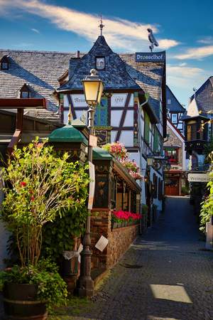 Drosselgasse Rüdesheim Follow the tablet - Rüdesheim