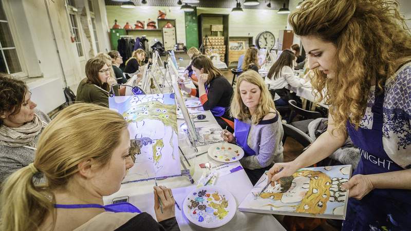 Kunstworkshop als Indoor-Teamevent