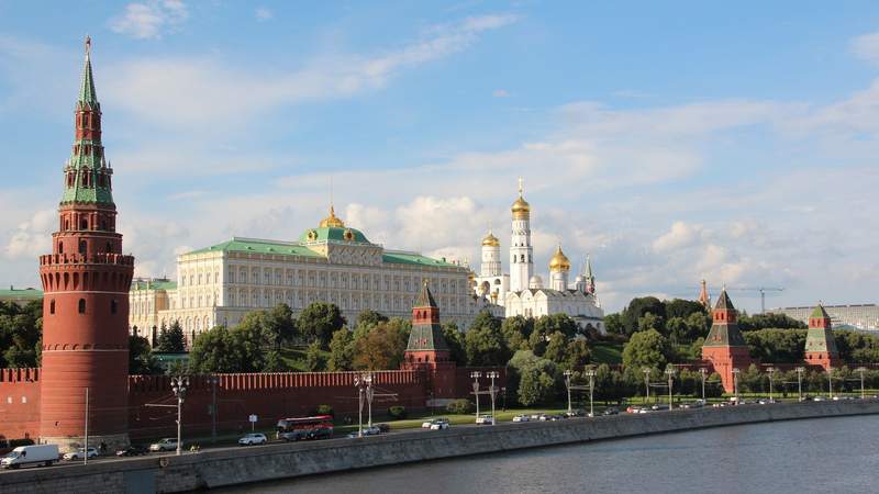Blick auf den Kreml am Roten Platz in Moskau
