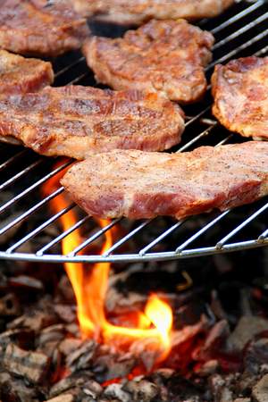 BBQ mit Spanferkel grillen !