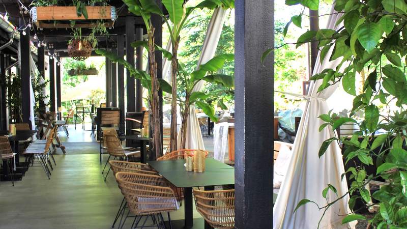 Terrasse vom Restaurant La Cantina im Landhotel Am Rothenberg