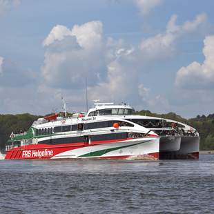 Cuxhaven - per Katamaran ins Nordseebad
