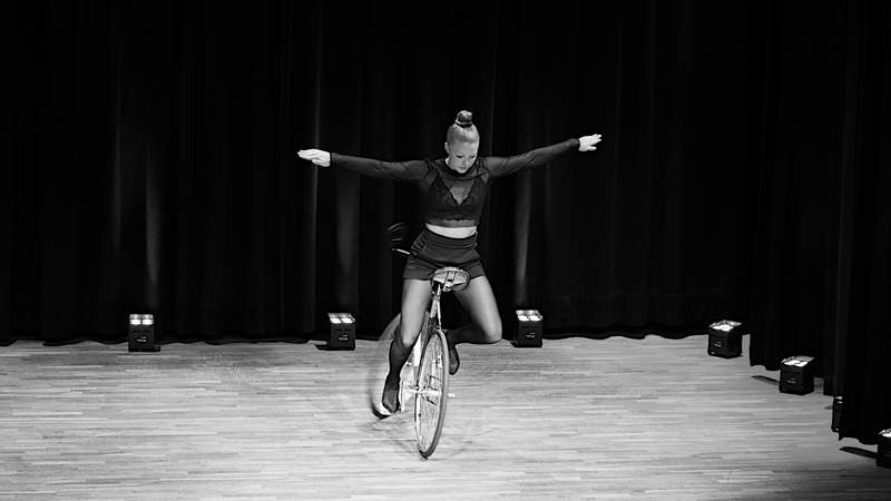 Cycle Artist Hannah Cycle Artist Hannah