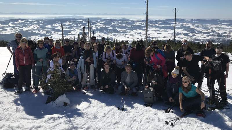 Zipflbob-Schneeschuhtour in Niederbayern