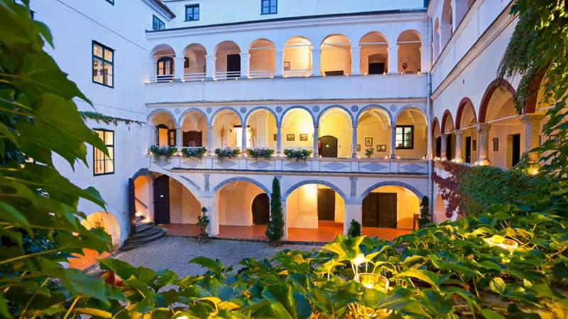 Schlosshotel Ernegg