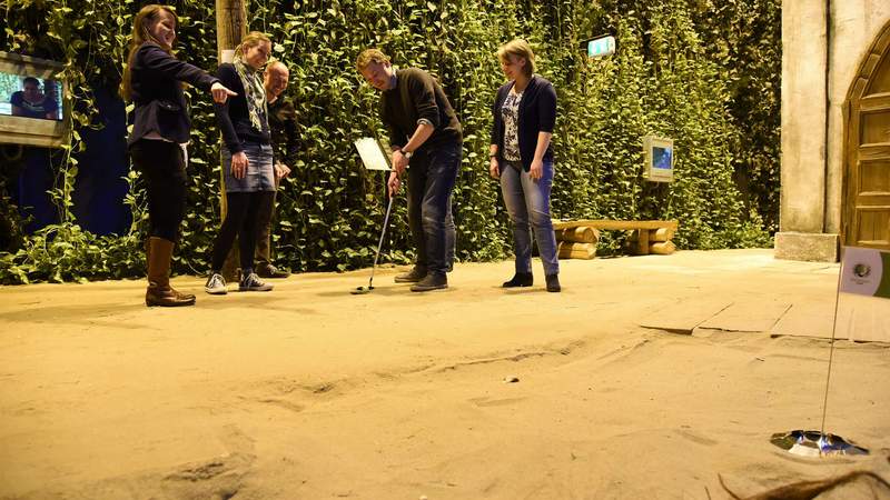 Golfen um die Welt im Klimahaus Bremerhaven