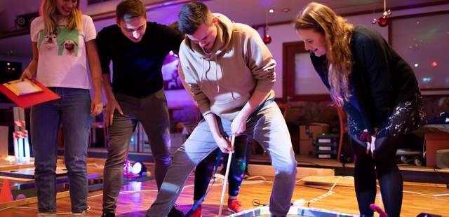 Teamevent, Büro Golf, Indoor