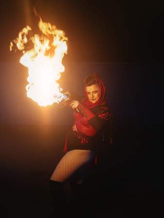 Damen Solo-Feuershow