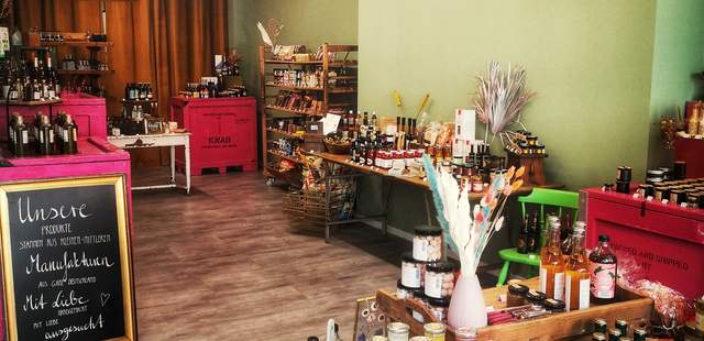 Feinkostladen Lotta wünscht sich was Eierlikör-Tasting