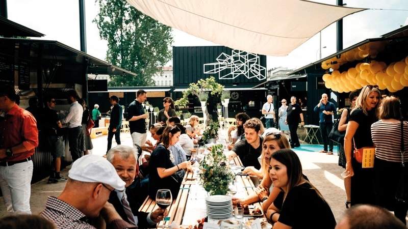 Stadt-Erlebnis mit Party
