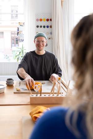 Kreatives Teambuilding – Gemeinsam töpfern